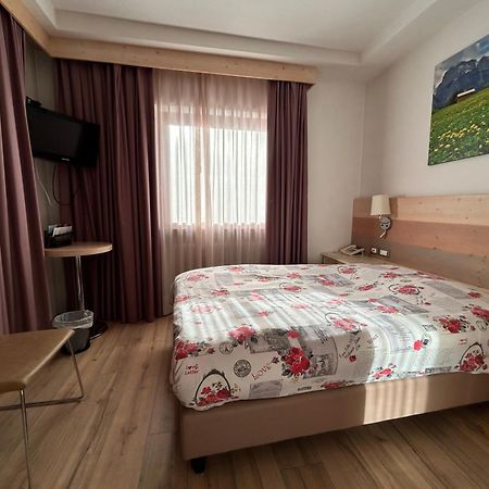 Hotel Centrale Auronzo di Cadore Esterno foto