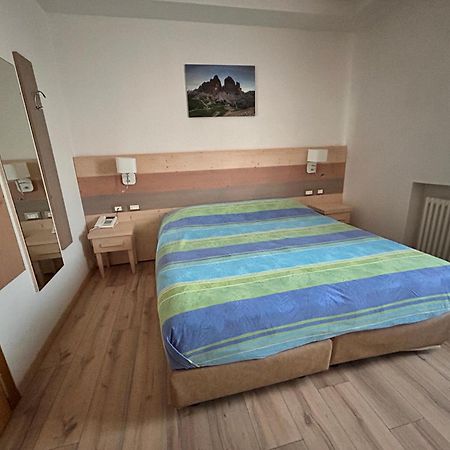 Hotel Centrale Auronzo di Cadore Esterno foto