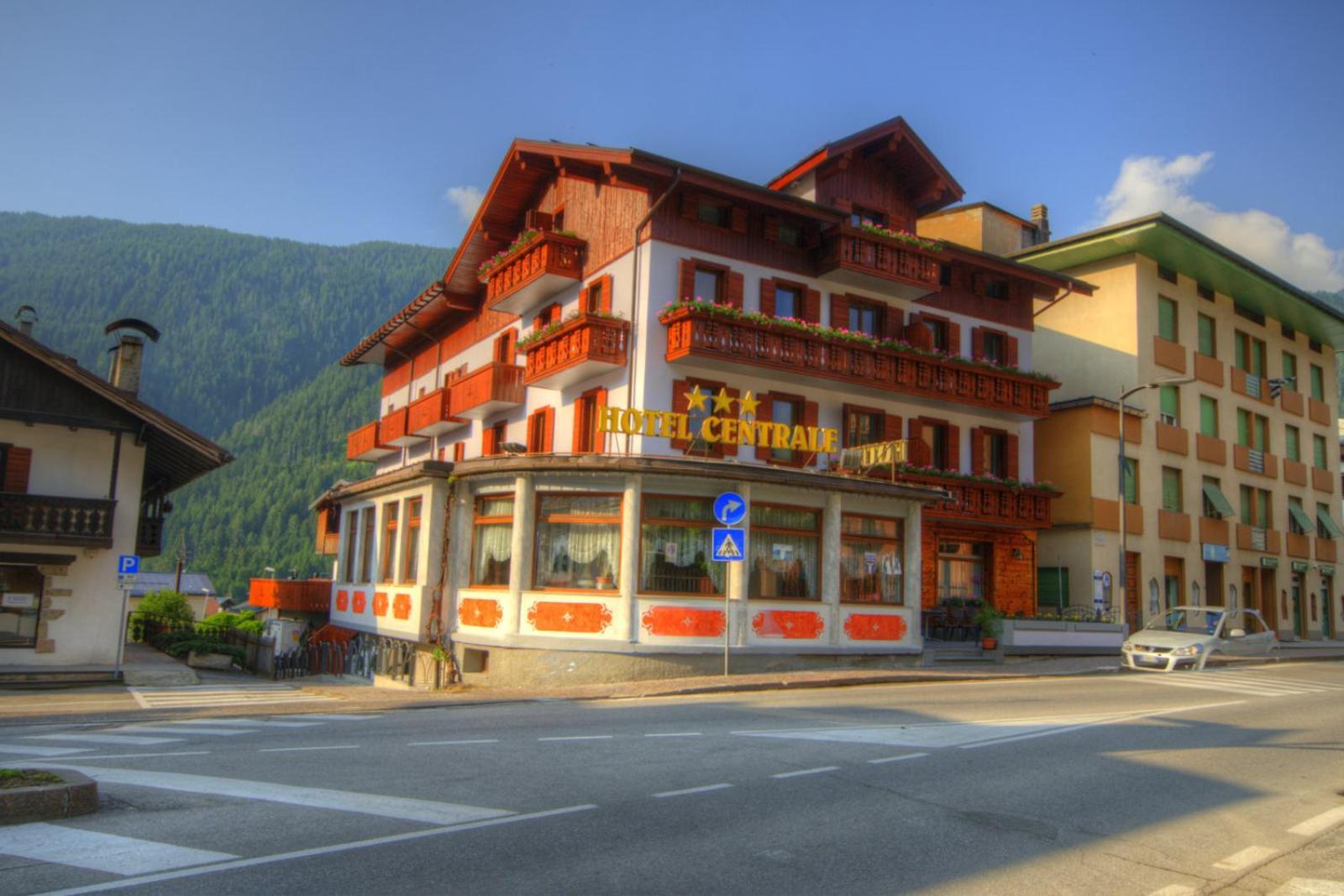 Hotel Centrale Auronzo di Cadore Esterno foto
